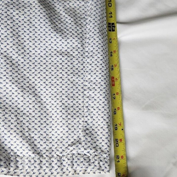 ZARA MAN MENS White BERMUDA FLAT FRONT DRESS SHORTS 30 Dogs - Picture 5 of 6